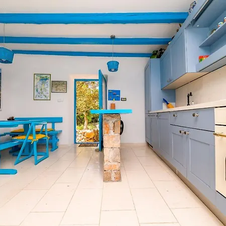 Holiday home Losinj Haus With Pool