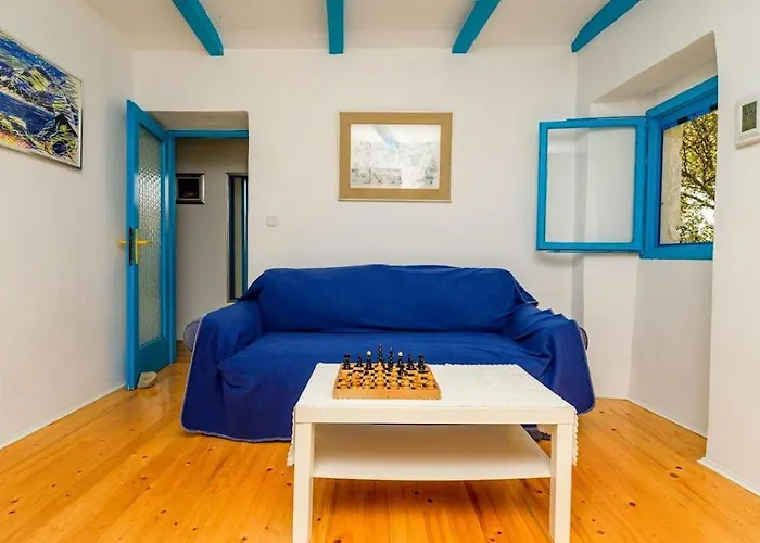 Losinj Haus With Pool 別荘 *