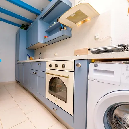 Losinj Haus With Pool Dom wakacyjny Veli Lošinj