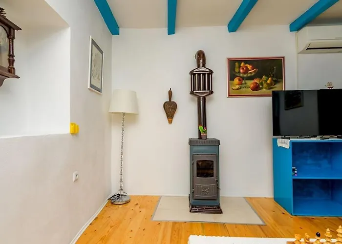 Nyaraló Losinj Haus With Pool