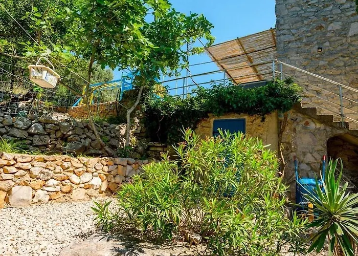 Nyaraló Losinj Haus With Pool *