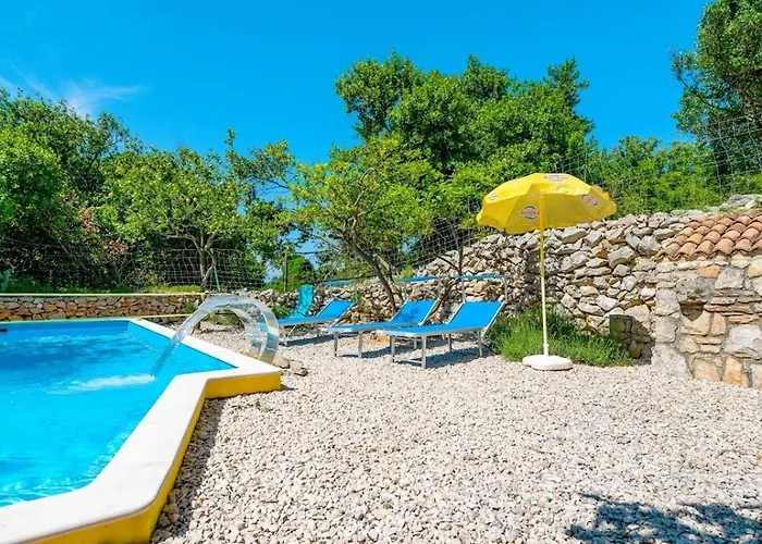 Losinj Haus With Pool Veli Lošinj
