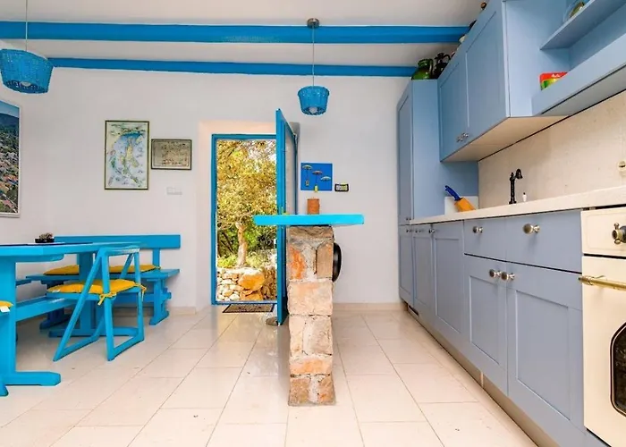 Losinj Haus With Pool Veli Lošinj