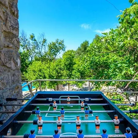 別荘 Losinj Haus With Pool *