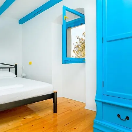 別荘 Losinj Haus With Pool ヴェリ・ロシニュ