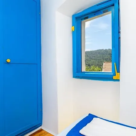 Losinj Haus With Pool 別荘 ヴェリ・ロシニュ